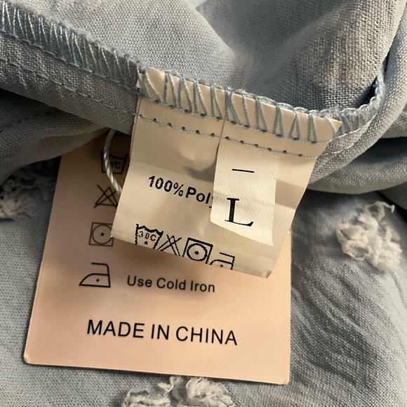 LS Swiss Dot Baby Blue Blouse Size L - Picture 9 of 10